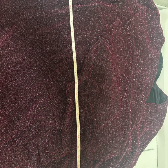 Long sleeve dress. - Picture 10 of 10